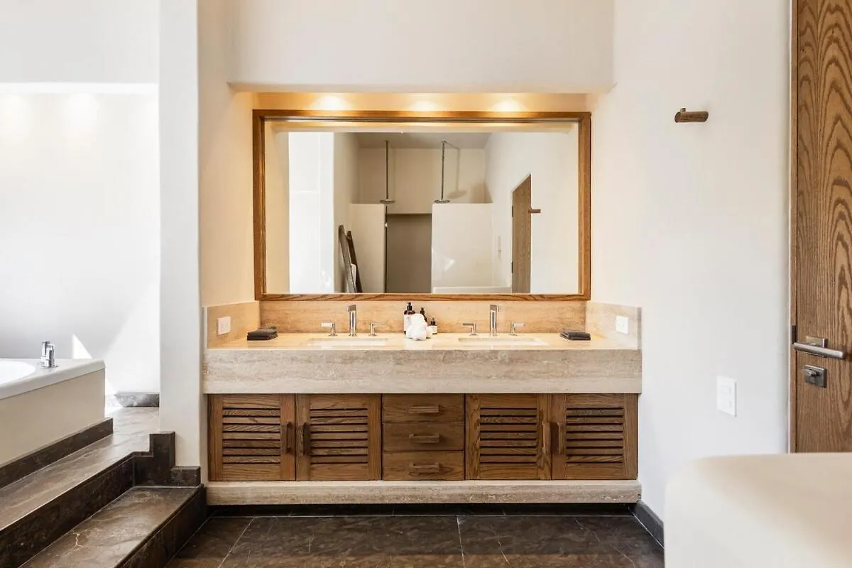 Villa With Premium Service - Cook, Butler & Driver Included In Luxury Aldea Zama Τουλούμ