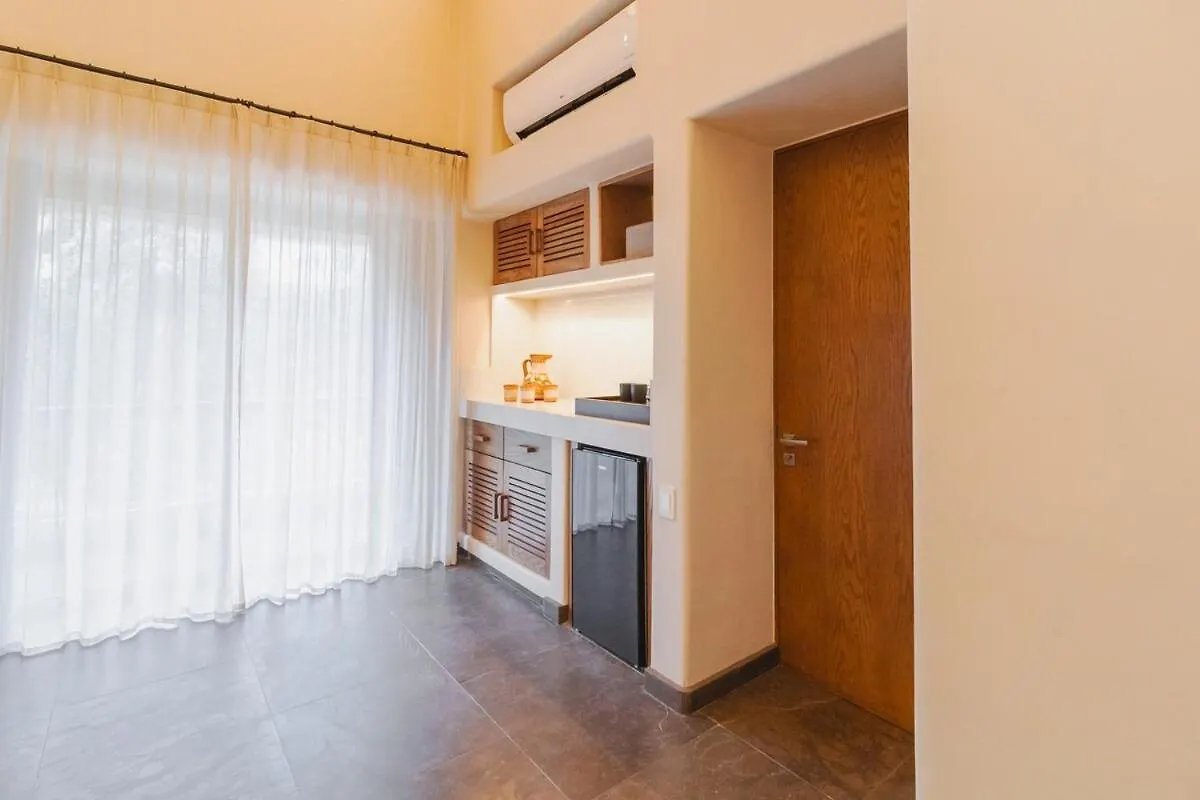 Villa With Premium Service - Cook, Butler & Driver Included In Luxury Aldea Zama Τουλούμ